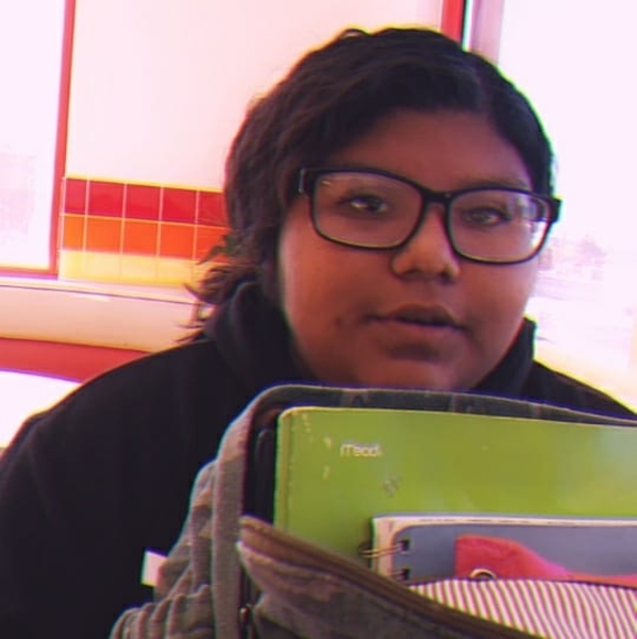 Meet your Posher, Mia - Picture 1 of 1